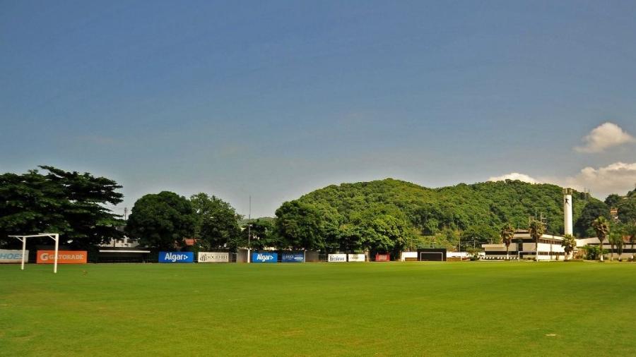 Após reunião do presidente do Santos, José Carlos Peres, com membros do Departamento de Futebol e Comitê de Gestão durante toda a tarde de segunda-feira, foi decidido a suspensão de todas as atividades relacionadas ao clube por período indeterminado.