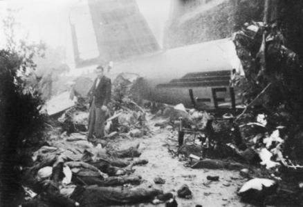 O avião da delegação do Torino, da Itália, colidiu com a basílica de Superga, em Turim, quando tentava fazer um pouso forçado, durante uma tempestade no dia 4 de maio de 1949. A bordo estavam 18 jogadores, delegação técnica, jornalistas e tripulação. Os 31 tripulantes morreram.