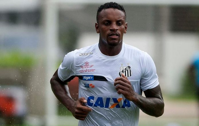 MORNO - Emprestado pelo Santos, o zagueiro Cléber Reis não descarta uma permanência na Ponte Preta, clube em que ele está no momento. Acumulando empréstimos no Peixe desde 2017, ele procura um clube para permanecer.