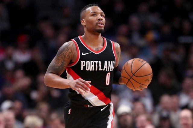 7°  lugar: Damian Lillard - Portland Trail Blazers - 56,3 milhões de dólares.