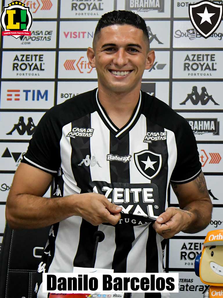 Danilo Barcelos - 6,5 - Entrou bem na partida. Não sofreu na defesa e foi importante nas bolas paradas no ataque. Seus cruzamentos nos escanteios foram o único perigo do Botafogo no segundo tempo. 