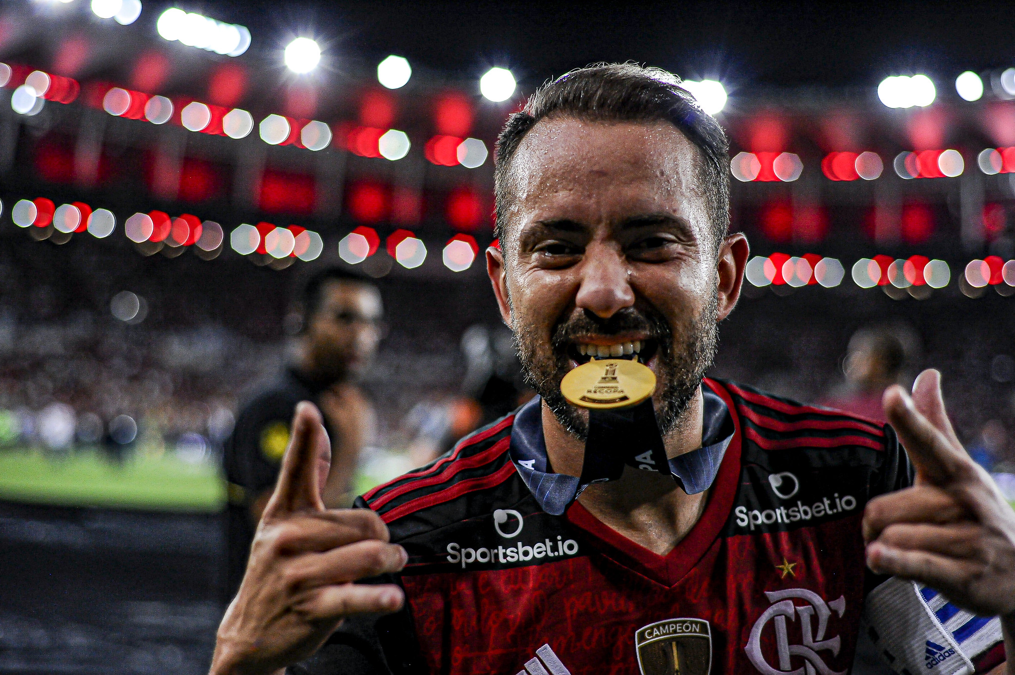 Everton Ribeiro - 9 gols (em 42 jogos)