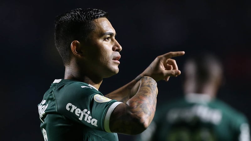Dudu (29 anos) - Clube: Palmeiras - Posição: atacante - Valor de mercado: 12 milhões de euros.