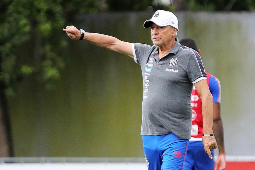 Jesualdo Ferreira (Santos) - O português de 74 anos não resistiu aos maus resultados e à eliminação precoce no Campeonato Paulista. Jesualdo foi contratado pelo Santos ainda no fim de 2019 e deu início ao trabalho em janeiro deste ano. Por causa da paralisação das competições em razão do novo coronavírus, o treinador comandou o Peixe por poucos jogos ao longo de sete meses.  Foram apenas 15 partidas, com seis vitórias, quatro empates e cinco derrotas, um aproveitamento de 48,8%.