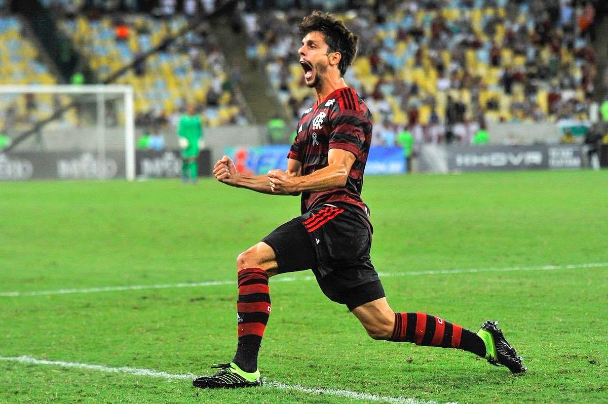 Rodrigo Caio - Revelado pelo São Paulo em 2011, com 17 anos, o zagueiro deixou o Tricolor no final de 2018 para jogar no Flamengo. De acordo com o Transfermarkt, a transferência girou em torno de 7 milhões de euros (cerca de R$ 45 milhões na cotação atual).