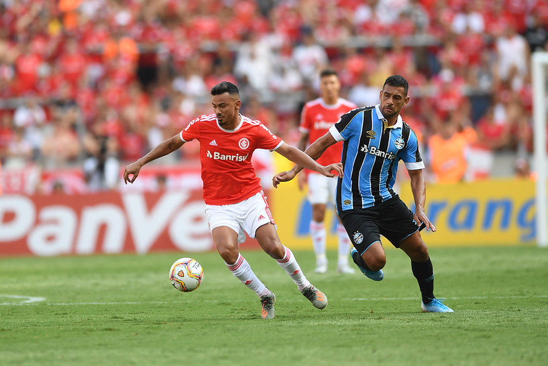 Campeonato Gaúcho: Globo, SporTV e Premiere.