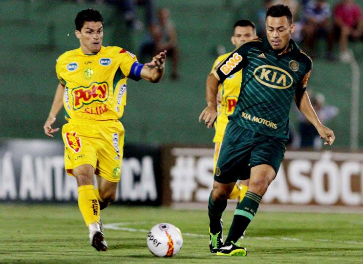 O Mirassol derrotou o Palmeiras por 6 a 2 no Campeonato Paulista de 2013. O time do interior paulista marcou os seis gols ainda no primeiro tempo e acentuou a crise do Verdão, que estava disputando a Série B naquele ano