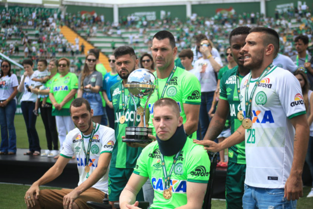 CHAPECOENSE (5 títulos) – Sul-Americana (2016) e Catarinense (2011/16/17/20).