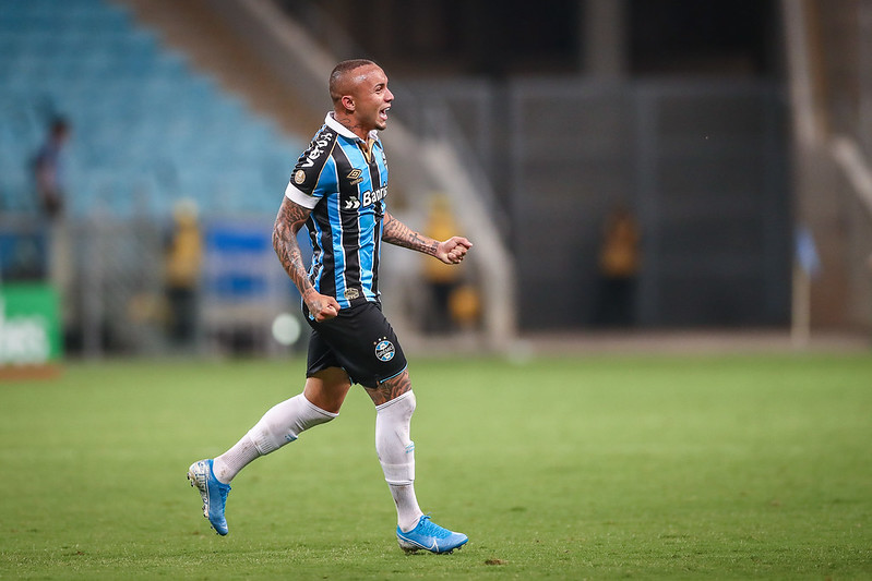 11ª -Éverton foi do Grêmio para o Benfica em 2020 por 20 milhões de euros.