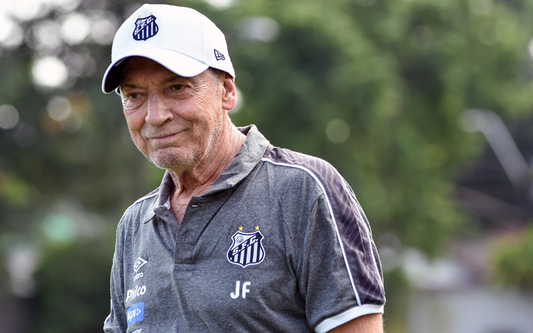 MORNO - Jesualdo Ferreira é alvo de críticas da torcida do Santos desde o seu primeiro jogo à frente da equipe. O treinador português garantiu que não teme uma possível decisão da diretoria pelo seu desligamento após a eliminação para a Ponte Preta no Paulistão.