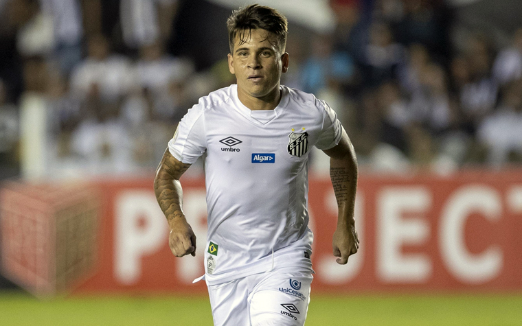 Soteldo - O baixinho venezuelano tem contrato com o Santos até 31/12/2023. De acordo com o Transfermarkt, ele vale oito milhões de euros (cerca de 44 milhões de reais).