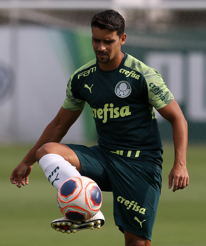 O volante Jean, do Palmeiras, tem vínculo com o clube até junho de 2021.
