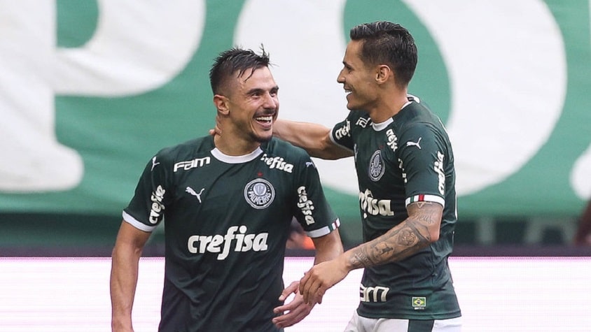 Na terceira posição, está o Palmeiras, que, segundo o Transfermarkt, vale 124 milhões de euros (cerca de R$ 618 milhões de reais).  