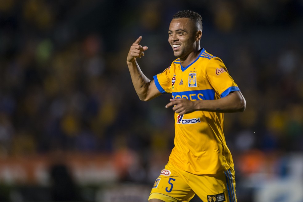 Rafael Carioca (33 anos) - Posição: Volante - Revelado pelo Botafogo - Clube atual: Tigres (MEX) - Valor de mercado: 3 milhões de euros (R$ 16,3 milhões) 