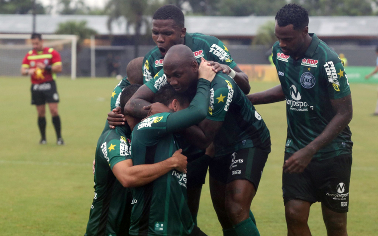 20º Da posição 40 para a 20 são vários clubes, como a Ponte Preta, o Goiás e o CRB, mas é o Coritiba quem inicia o top 20 dos clubes no ranking, de fato. Combinando todas as plataformas, são 1.631.433 inscritos.