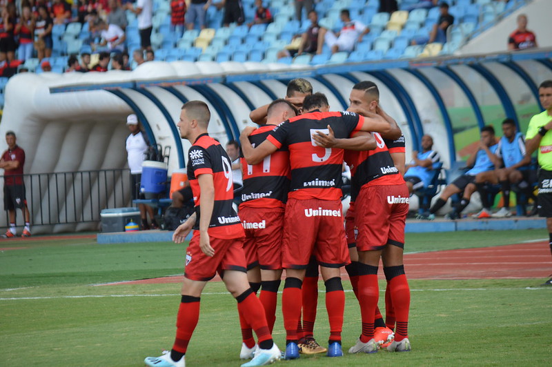 ATLÉTICO-GO - Segundo a votação do LANCE!, o Atlético-GO será rebaixado nesta temporada. Nove pessoas escolheram o Dragão para disputar a Série B novamente em 2021.