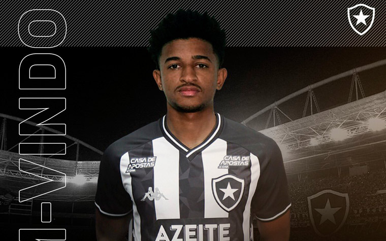 Uma negociação que se arrastou por boa parte da janela de transferências teve um final feliz para o Botafogo. Nesta quinta-feira, o clube de General Severiano anunciou oficialmente a contratação de Warley, que chega por definitivo e com um contrato de dois anos. O jogador é atacante de origem, mas jogou como lateral-direito pelo CSA, em 2019.