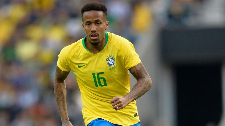 Zagueiros: Militão (Real Madrid-ESP)