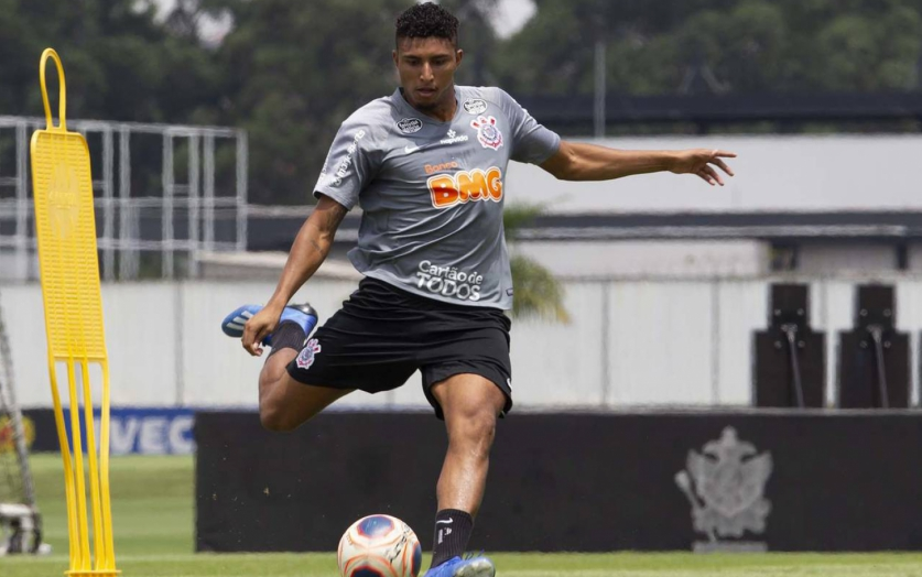 FECHADO: O Corinthians apresentou seu sexto reforço para a temporada 2020. Trata-se do volante Ederson. O jogador acertou até o fim de janeiro de 2025 e vestirá a camisa 15 do Timão, que foi utilizada por Ralf na última temporada. 