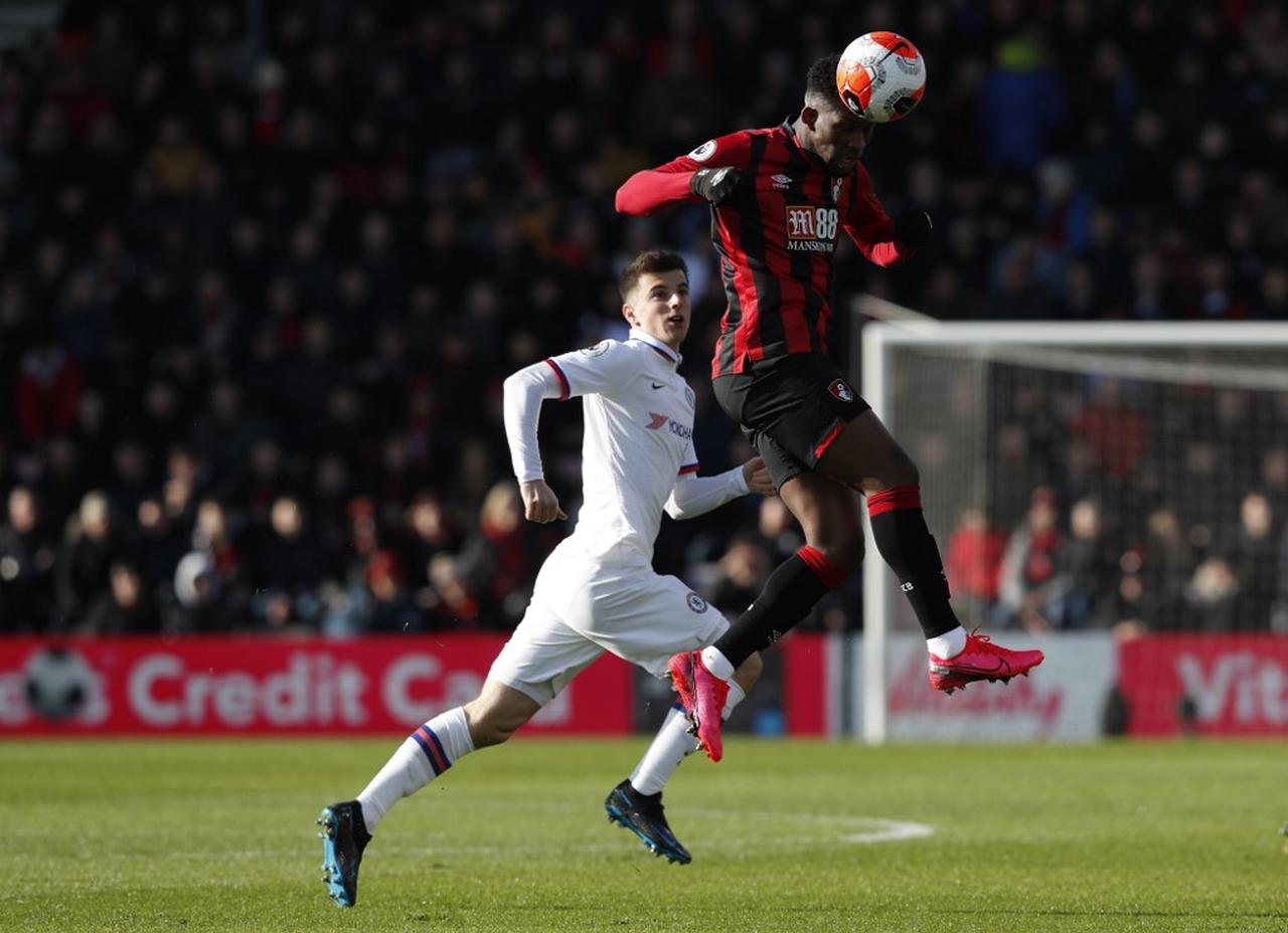 King (28 anos) - Clube atual: Bournemouth - Posição: atacante - Valor de mercado: 11 milhões de euros.