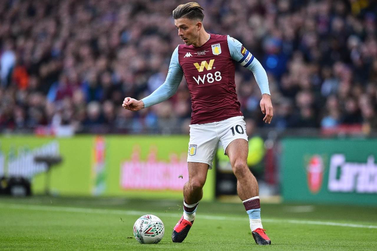 ESQUENTOU - O Liverpool entrou na briga pelo meia do Aston Villa, Jack Grealish, se juntando a Manchester City e United na tentativa de contratar o jogador de 25 anos, conforme informa o The Mirror.