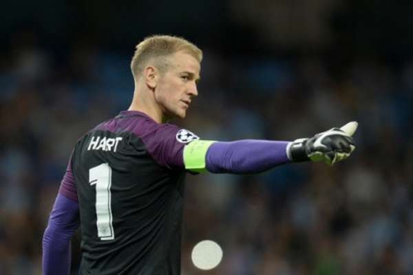 Com passagens pelo Manchester City e seleção inglesa, Joe Hart (Burnley) encerra seu contrato no dia 30 de junho.