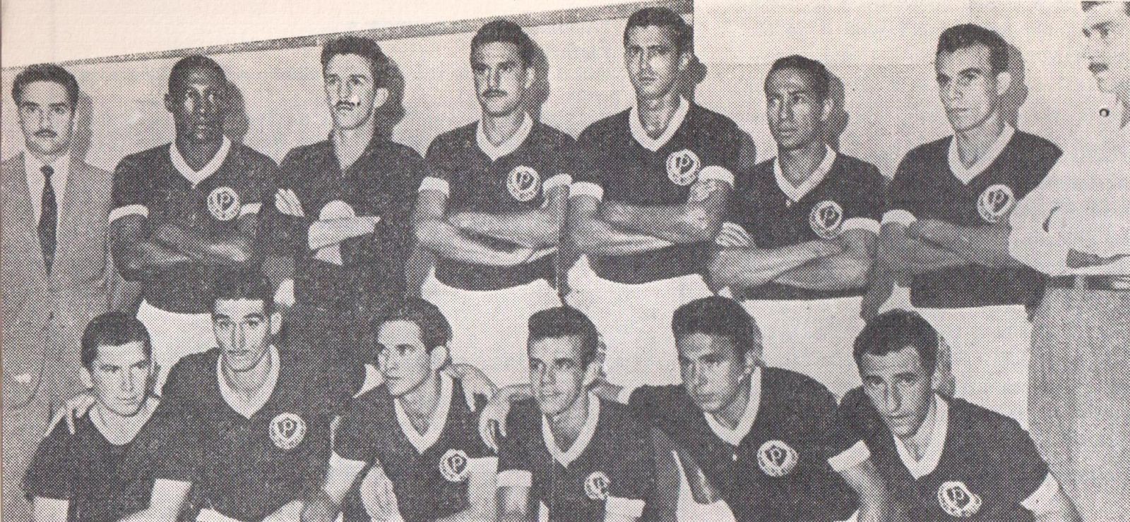  A primeira das 14 taças nacionais que tornam o Palmeiras o maior campeão do Brasil veio com goleada, em 28 de dezembro de 1960: 8 a 2 no Pacaembu, de virada, decidindo a Taça Brasil, reconhecida como Brasileiro pela CBF. Chinesinho e Cruz, com dois gols cada, Zequinha, Romeiro, Julinho Botelho e Humberto marcaram para o Verdão, e Charuto fez os dois dos cearenses.