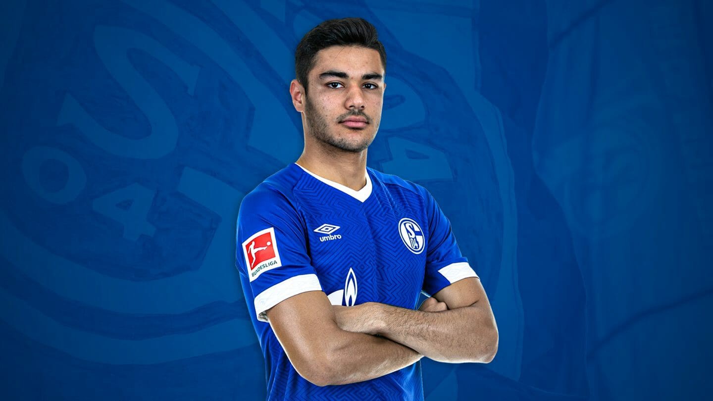 Ozan Kabak, zagueiro do Schalke 04, tem 19 anos e é avaliado em 43,5 milhões de euros (cerca de R$ 237 milhões)