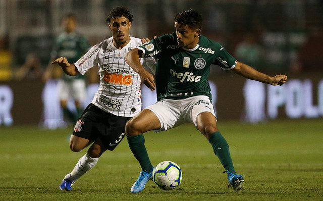 PALMEIRAS - Negativo: Como havia o clássico contra o Corinthians, o Palmeiras teria grande chance de afirmação, podendo eliminar o rival no Paulistão e instalar a crise no Parque São Jorge. O Dérbi foi adiado