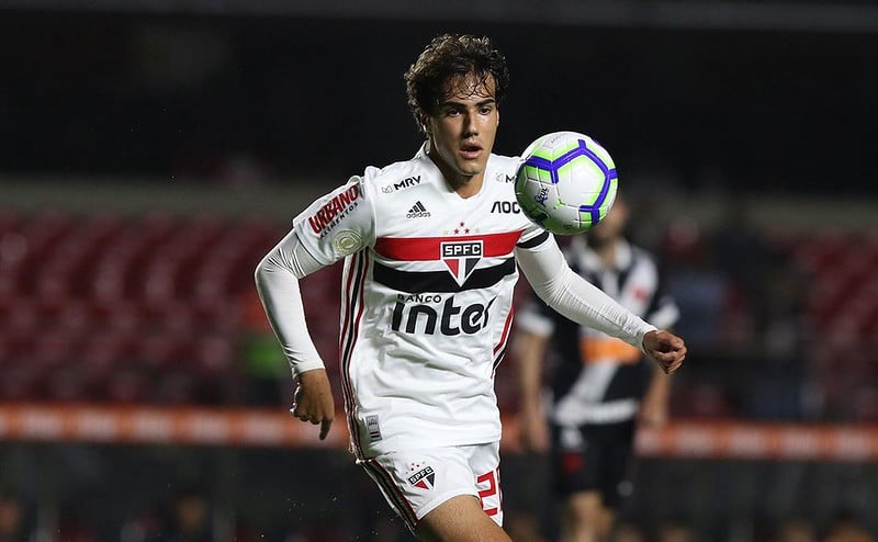 Igor Gomes (meia) - Idade: 22 anos - Clube: São Paulo - Valor de mercado: 8 milhões de euros (R$ 99,25 milhões)