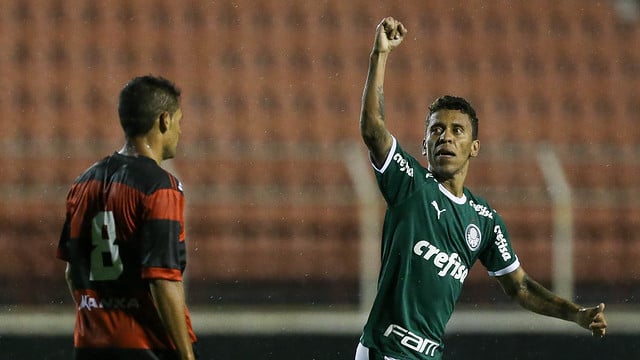 5) Marcos Rocha: um gol marcado, na vitória por 4 a 0 em cima do Ituano 