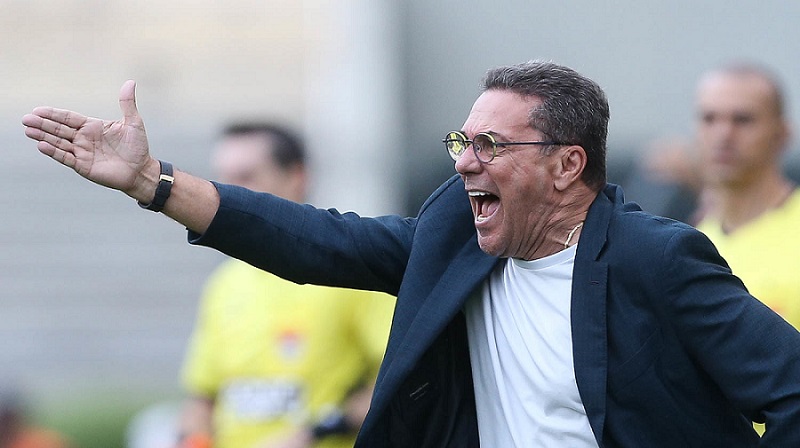 Vanderlei Luxemburgo - 68 anos - Vasco - Treinador - Com o rebaixamento sacramentado, Vanderlei Luxemburgo escolheu deixar o Vasco antes da rodada final do Brasileirão.