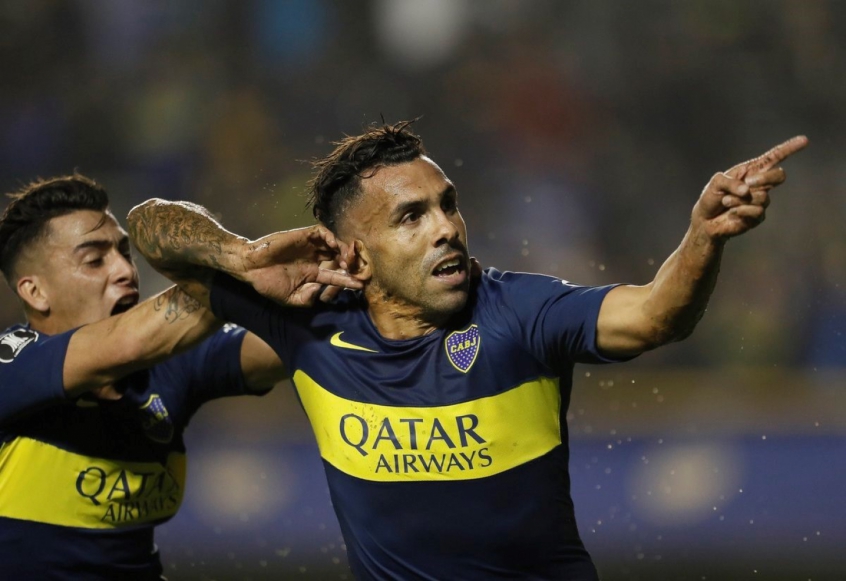 Carlos Tevez – A experiência do atacante de 36 anos vem sendo uma das maiores armas do time Xeneize nessa temporada. Contra o Inter, Tevez deve começar entre os titulares.