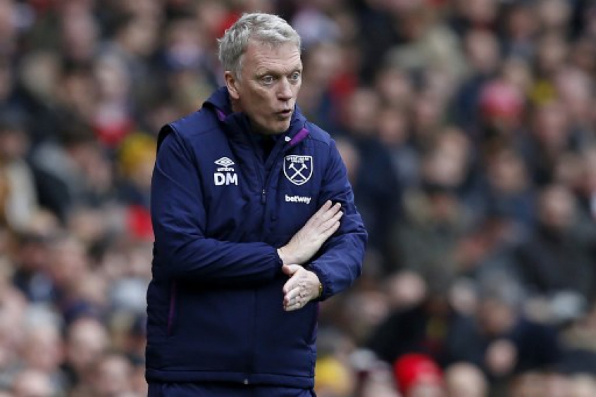 ESQUENTOU - O West Ham está preparado para fazer uma oferta de renovação contratual ao técnico David Moyes, segundo a “Sky Sports”. O vínculo atual do comandante se encerra ao final desta temporada, mas o clube planeja estar acertado antes do término da campanha para que um novo planejamento possa acontecer com antecedência.