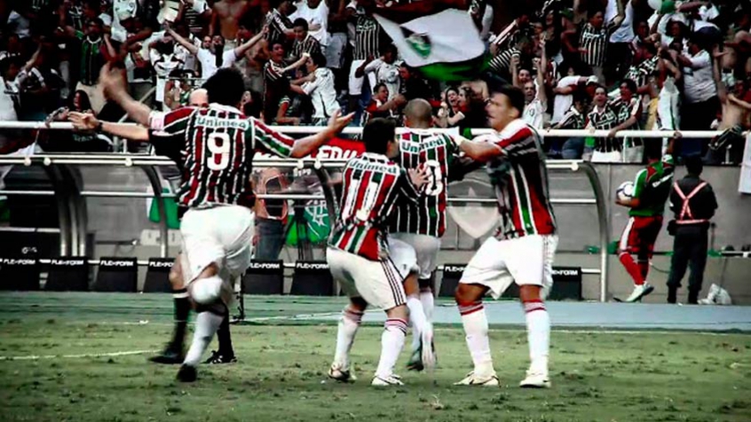 Na 38ª rodada do Brasileiro 2010, o Fluminense venceu o Guarani, por 1 a 0, garantindo o tricampeonato0, com um gol de Emerson Sheik.  O Bugre já entrou em campo rebaixado. Mesmo assim, dificultou. O Tricolor só conseguiu abrir o placar no segundo tempo. 