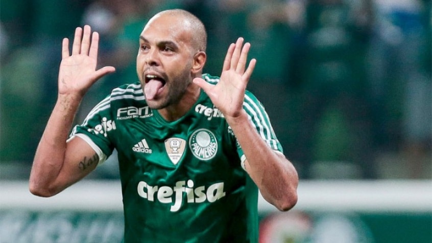 4º - Alecsandro - 102 gols em 323 jogos - clube atual: CSA