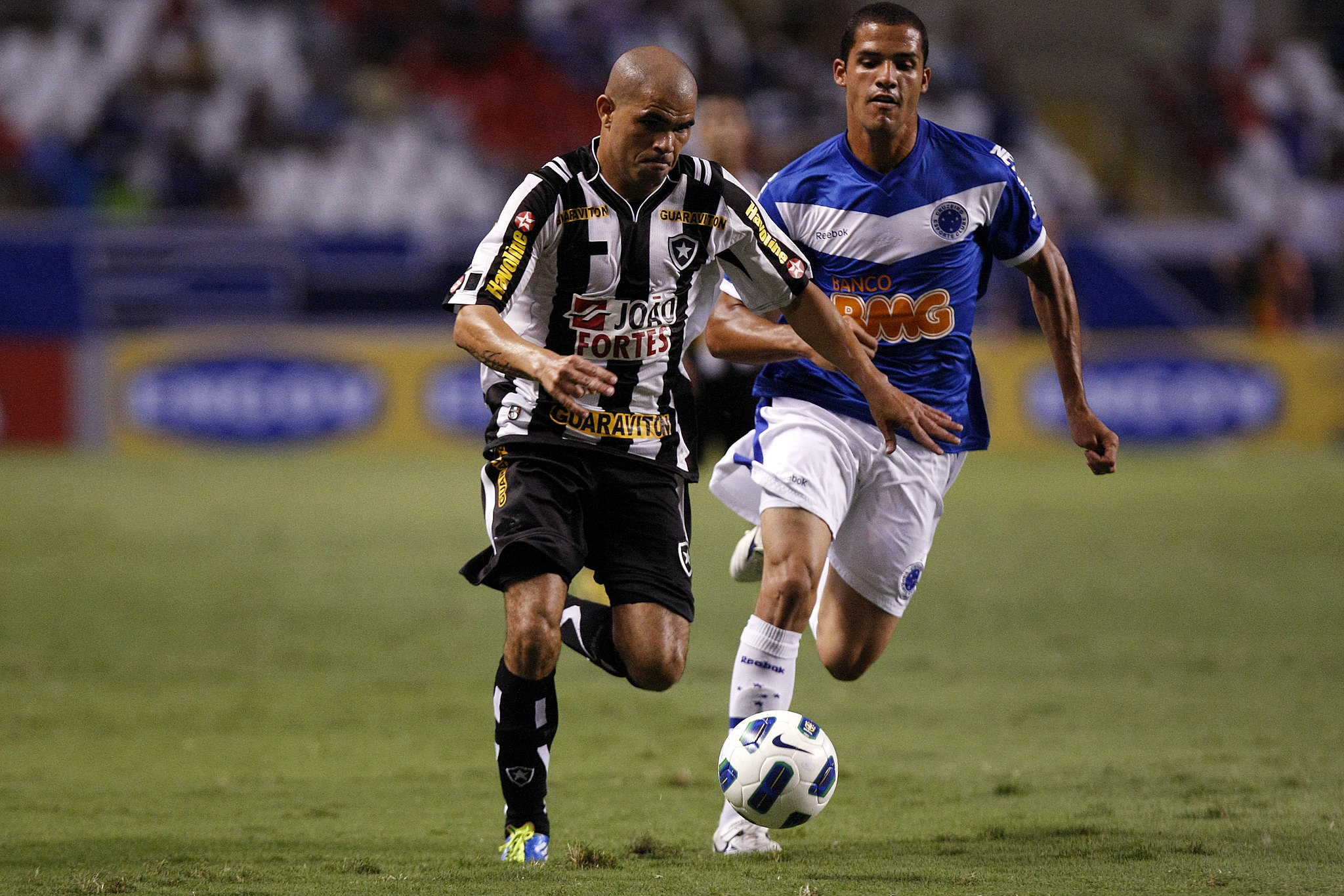 Alessandro é auxiliar-técnico do time sub-19 do Athletico Paranaense.