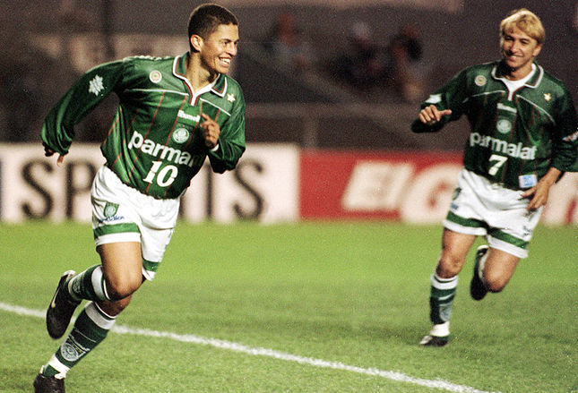 Em 22 de outubro de 1999, pela Mercosul, no Palestra Itália, um emocionante 7 a 3 sobre o Cruzeiro. Paulo Nunes, Evair e Euller fizeram dois gols cada, com Alex completando o placar. Isaías, Ricardinho e Marcelo Ramos descontaram.
