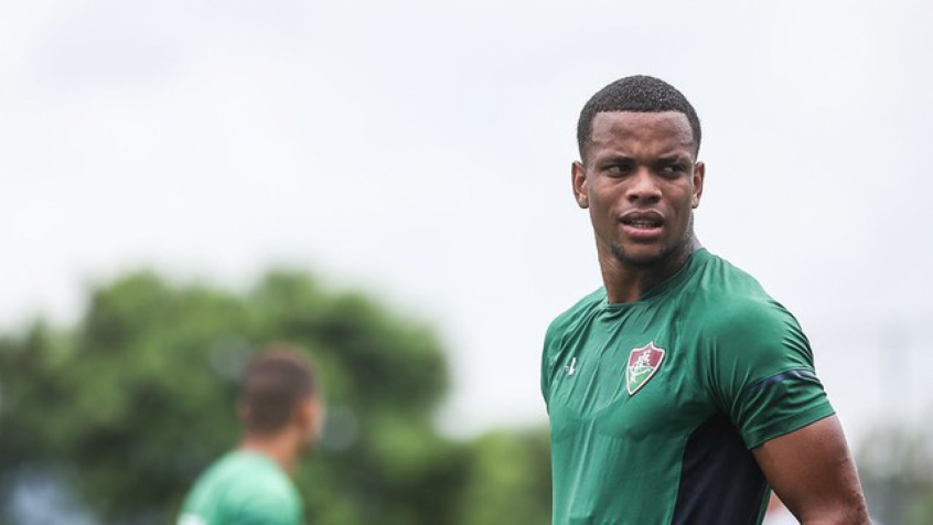 O atacante Caio Paulista chegou ao Flu como uma aposta da diretoria, jogou cinco partidas, uma delas como titular e não marcou gols. Apesar de ter ficado devendo, vinha agradando a comissão técnica antes da paralisação