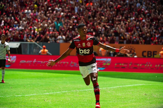 No ano em que marcou a volta oficial da Supercopa do Brasil, o Flamengo, campeão Brasileiro sob o comando de Jorge Jesus, venceu o Athletico-PR, campeão da Copa do Brasil, por 3 a 0 e conquistou seu primeiro título da competição. Os gols do Rubro-negro foram marcados por Bruno Henrique, Gabigol e Arrascaeta.
