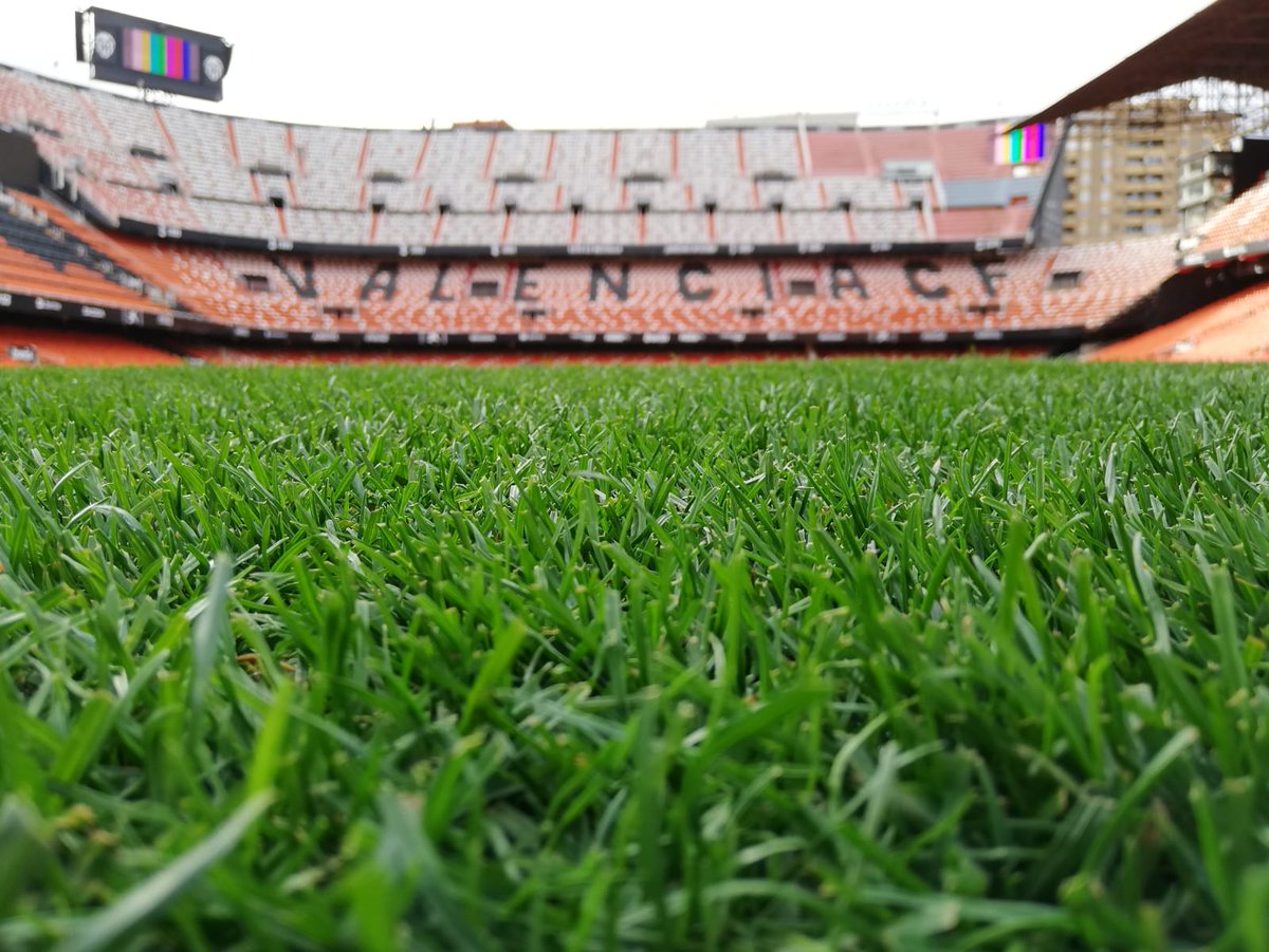 A Uefa confirmou o duelo entre Valencia e Atalanta, pelas oitavas de final da Liga dos Campeões, marcada para a próxima terça, na Espanha. No entanto, o jogo será disputado com portões fechados.