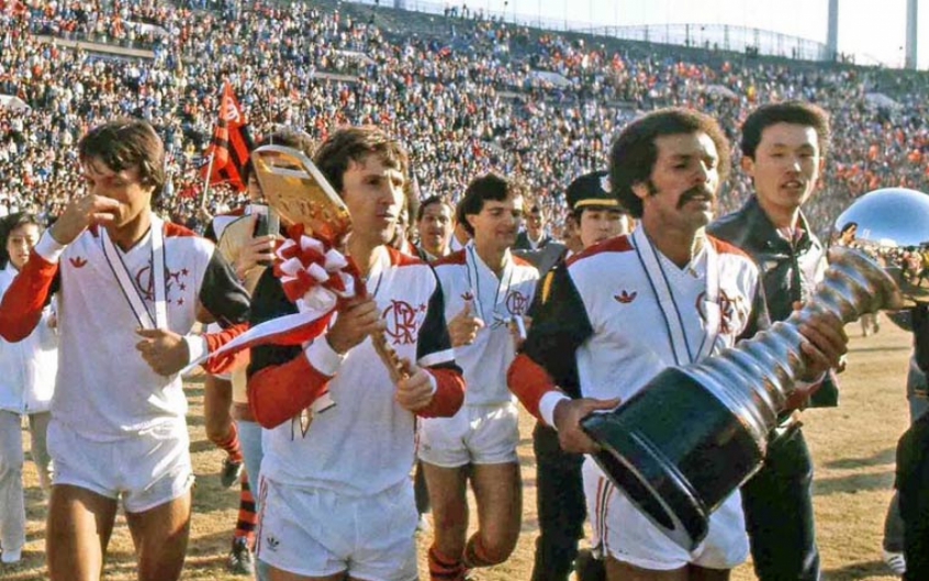 TRAJETÓRIA – Após conquistar a Libertadores da América, o Flamengo garantiu vaga para disputar o Mundial Interclubes. Com dois gols de Nunes e um de Adilio, o Rubro-Negro venceu o Liverpool por 3 a 0 e se sagrou campeão. 