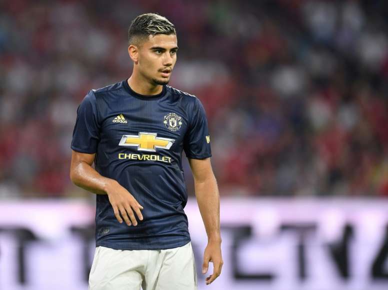 Andreas Pereira - Após um empréstimo apagado na Lazio, o meia está de volta ao Manchester United e enfrenta grande concorrência interna. Com contrato até 2023, o clube inglês pode aceitar uma nova cessão.