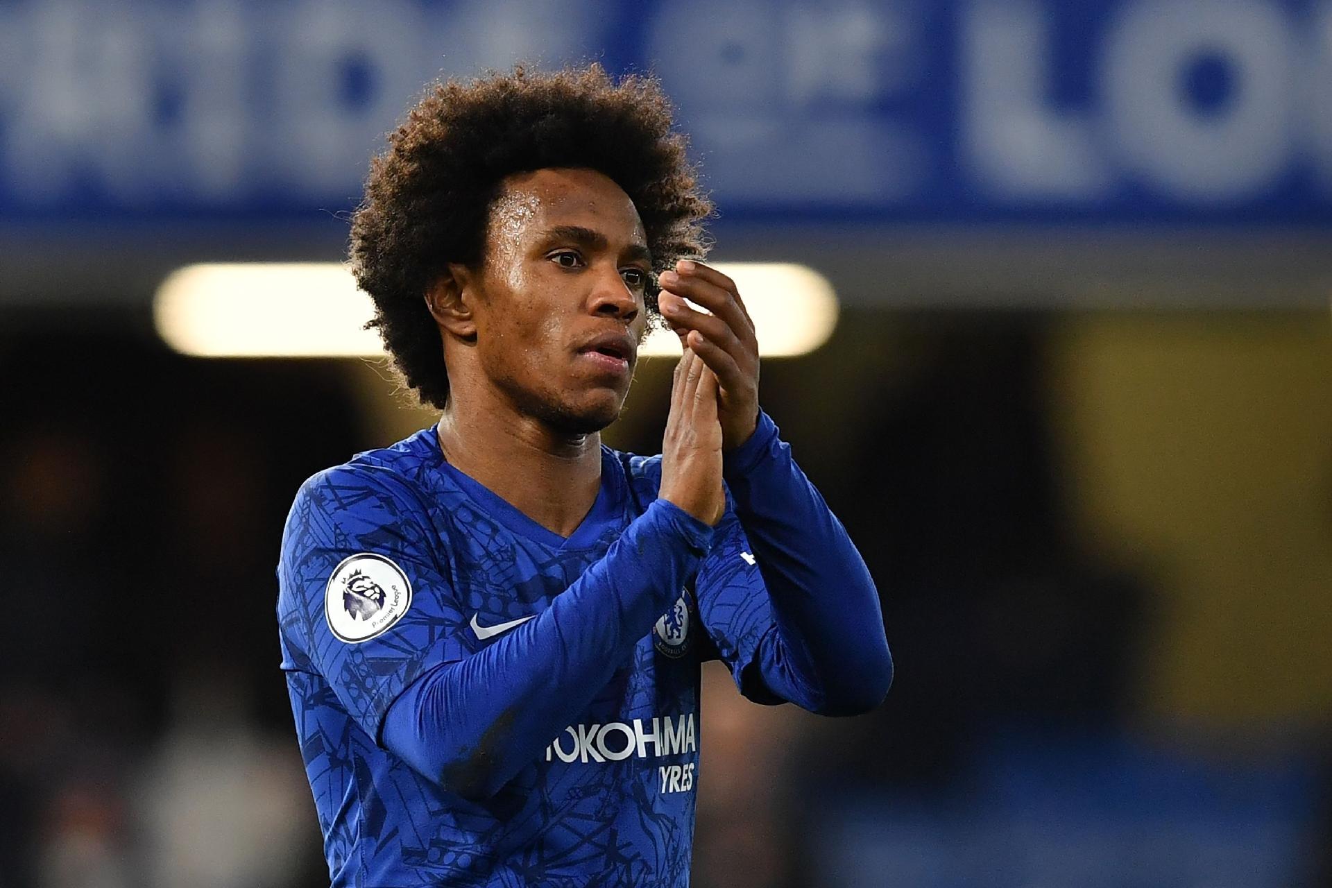 O atacante Willian, do Chelsea, disputou as Copas de 2014 e 2018 pela Seleção Brasileira. Seu contrato com o Chelsea termina no fim desta temporada e pode não ser renovado. Segundo o Transfermarkt, ele vale 22,5 milhões de euros (cerca de R$ 136 milhões).