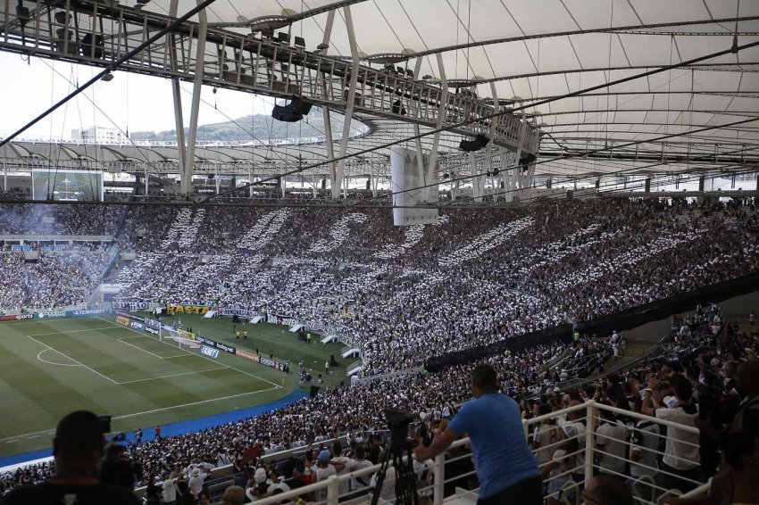 VASCO - Negativo: Talvez, o único fato a se lamentar seja o fim da sinergia entre time e torcida. Apesar de todos os problemas, a arquibancada vinha apoiando praticamente o tempo todo, e em número positivo por jogo, considerando a baixa produtividade da equipe