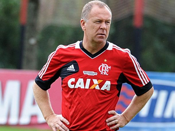 Mano Menezes (2013) - 22 jogos / Aproveitamento de 50%.