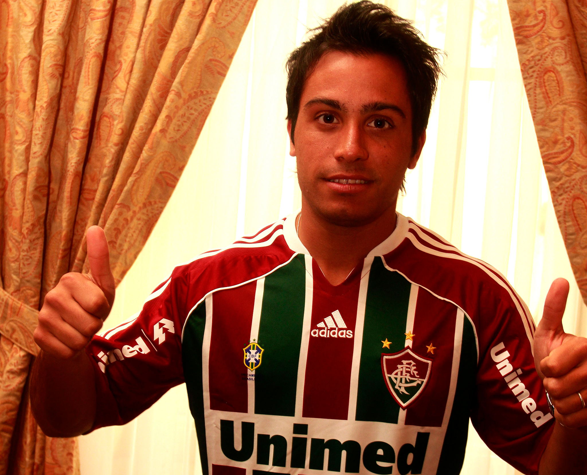 Martinuccio chegou a assinar um pré-contrato com o Palmeiras em 2011, mas alegou que não entendia direito o português e acabou no Fluminense.