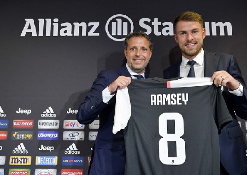 ESQUENTOU - Ramsey pode estar de saída da Juventus na próxima janela de transferências e um possível destino seria o Wolverhampton, com os italianos aceitando uma proposta entre 10 e 15 milhões de euros, segundo a Tutto Juve