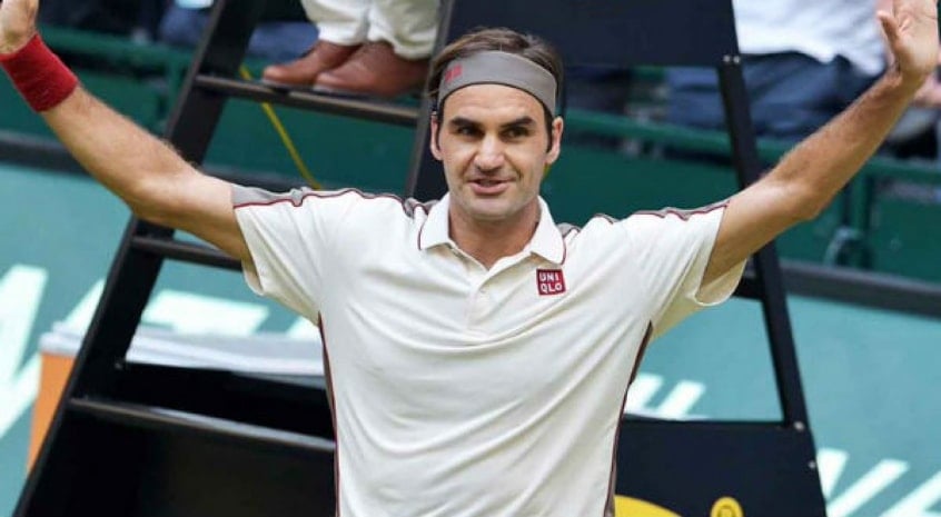 #7 Roger Federer - Jogador de tênis - Idade: 36 anos - Ganho total: 90 milhões de dólares.