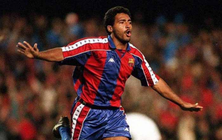 Considerado um dos maiores jogadores de todos os tempos, Romário brilhou no Vasco e no PSV antes de ir para o Barcelona, entre 93 e 95. Jogou 84 partidas, marcou 53 gols e venceu a La Liga (93/94).